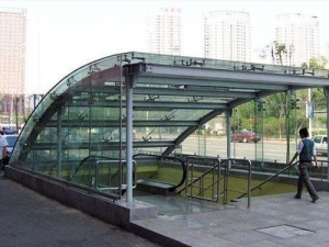 車(chē)庫(kù)雨棚價(jià)格