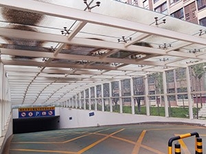 車(chē)庫(kù)雨棚