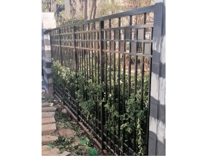 圍墻欄桿