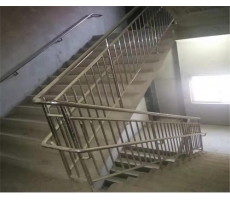 鋁合金欄桿與不銹鋼欄桿，哪個(gè)有優(yōu)勢(shì)？