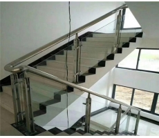 不銹鋼欄桿的防范措施